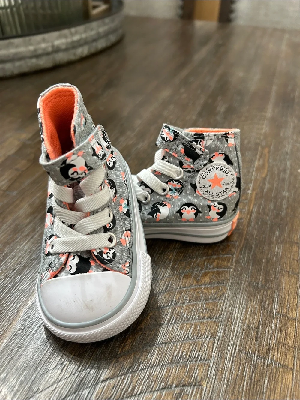 Converse Kids High-Top Sneakers in Gray with Coral Penguin Print